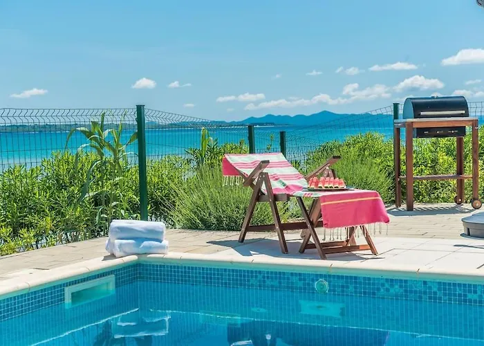 Miri Jasmine Vila Privlaka (Zadar)