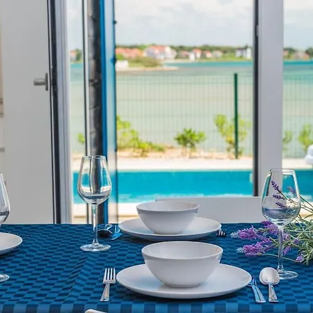 Miri Jasmine * Privlaka (Zadar)