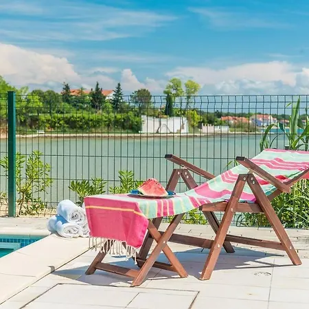 Miri Jasmine Villa *